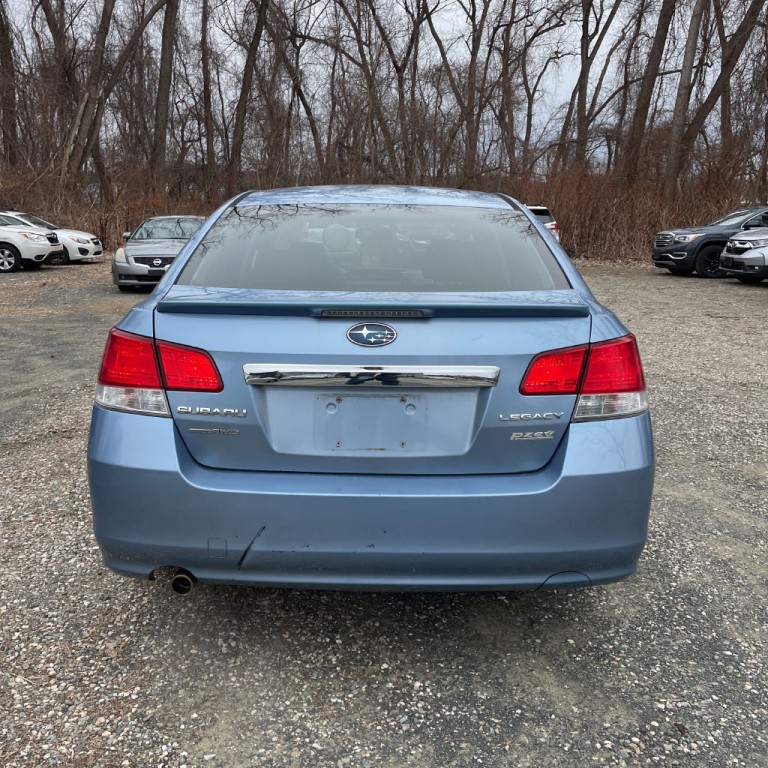2012 Subaru Legacy Image 4