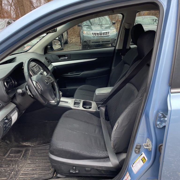 2012 Subaru Legacy Image 11