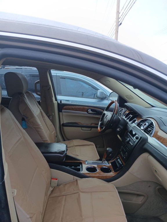 2010 Buick Enclave Image 10