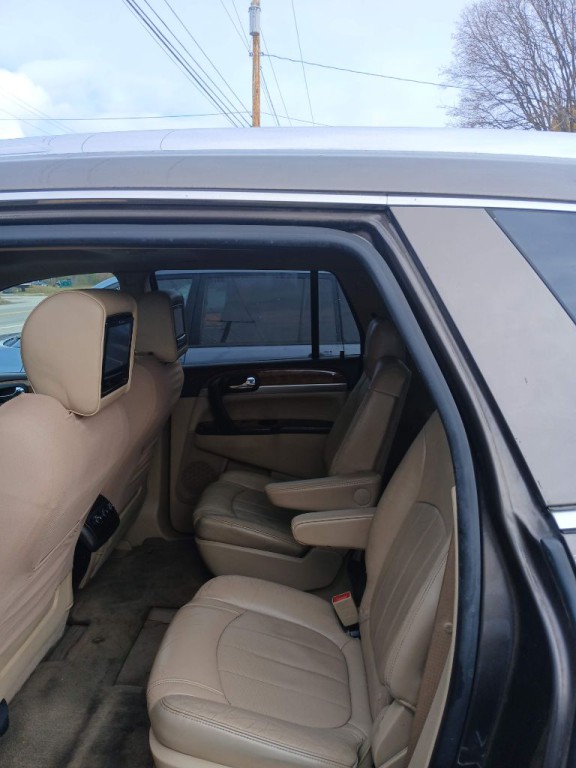 2010 Buick Enclave Image 12