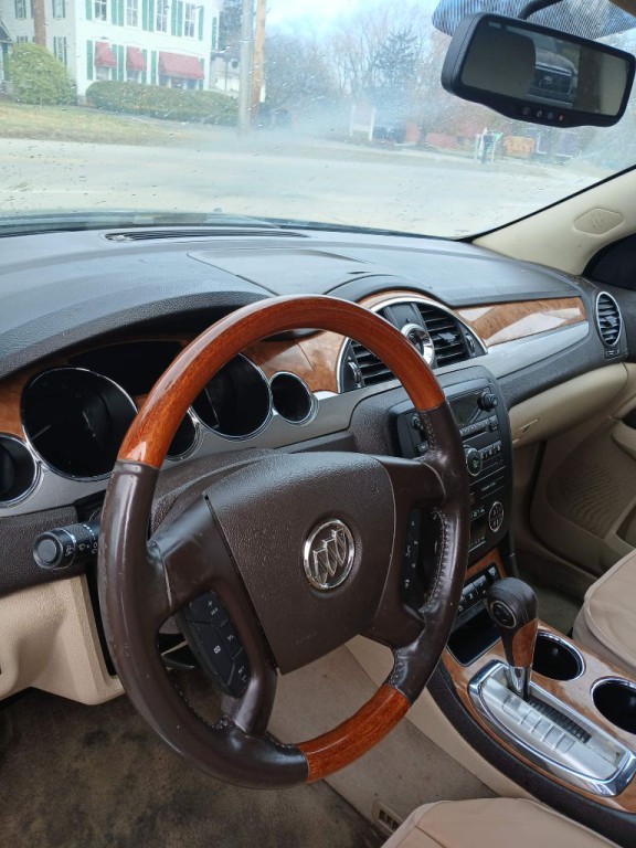 2010 Buick Enclave Image 15