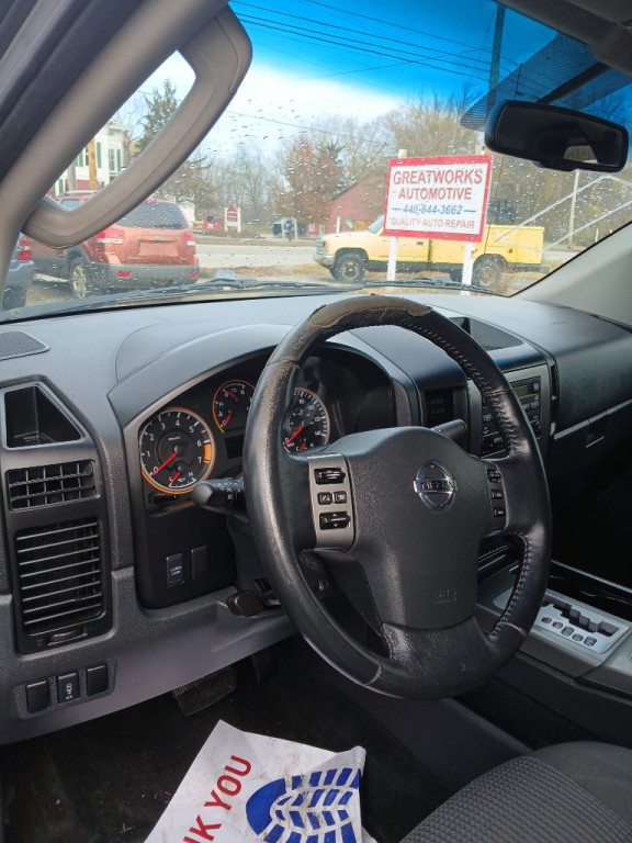 2011 Nissan Titan Image 14