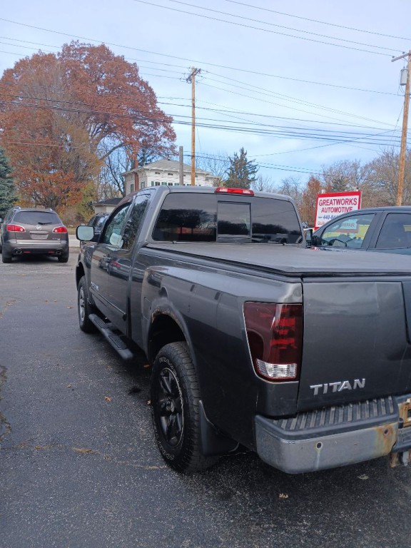 2011 Nissan Titan Image 6