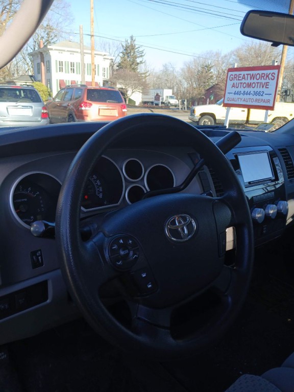 2012 Toyota Tundra Image 11