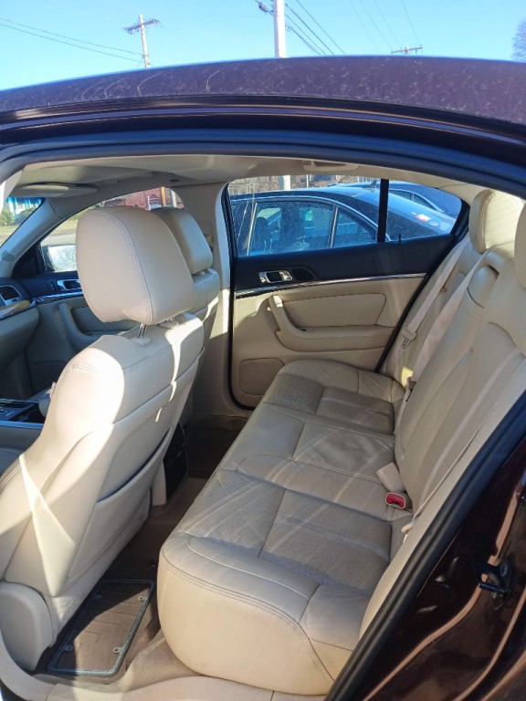 2009 Lincoln MKS Image 12