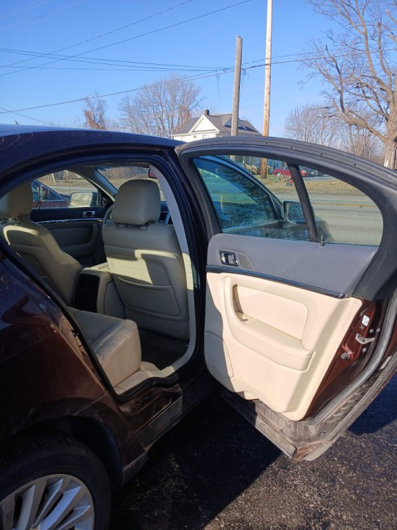 2009 Lincoln MKS Image 26