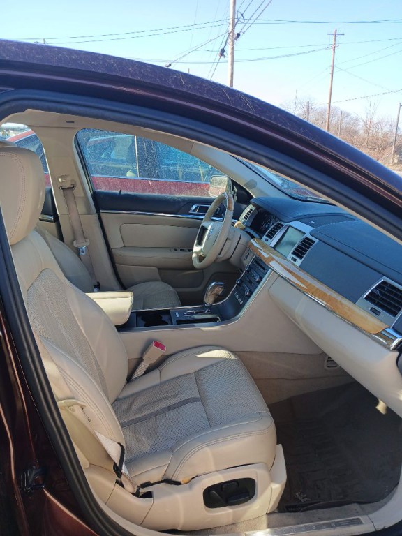 2009 Lincoln MKS Image 29