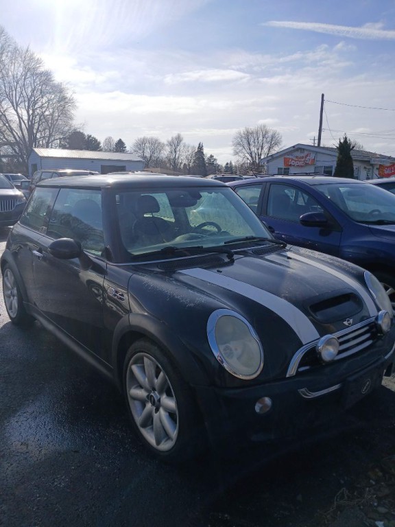 2004 MINI Cooper Image 2