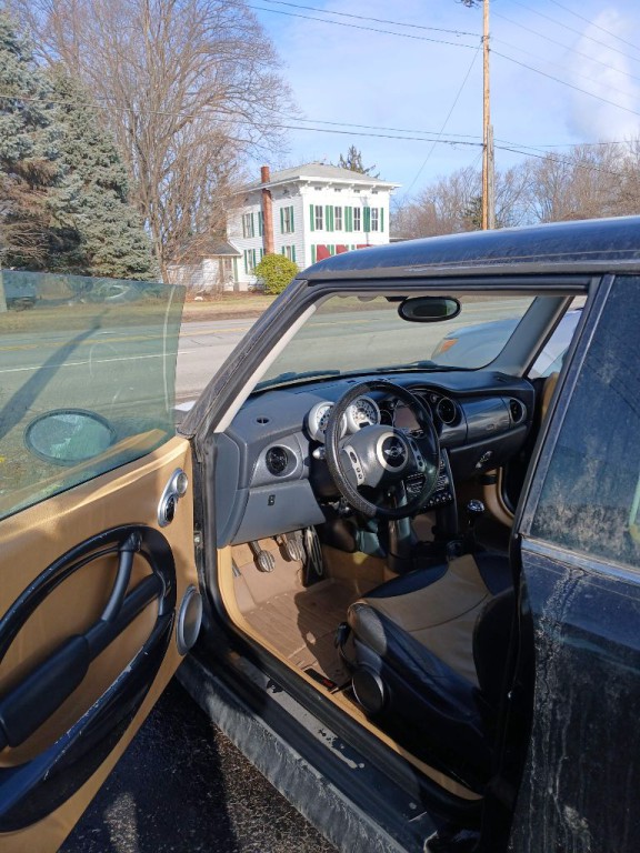 2004 MINI Cooper Image 8