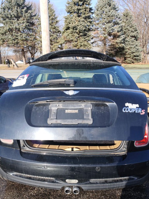 2004 MINI Cooper Image 9