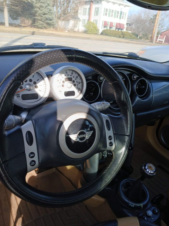 2004 MINI Cooper Image 13