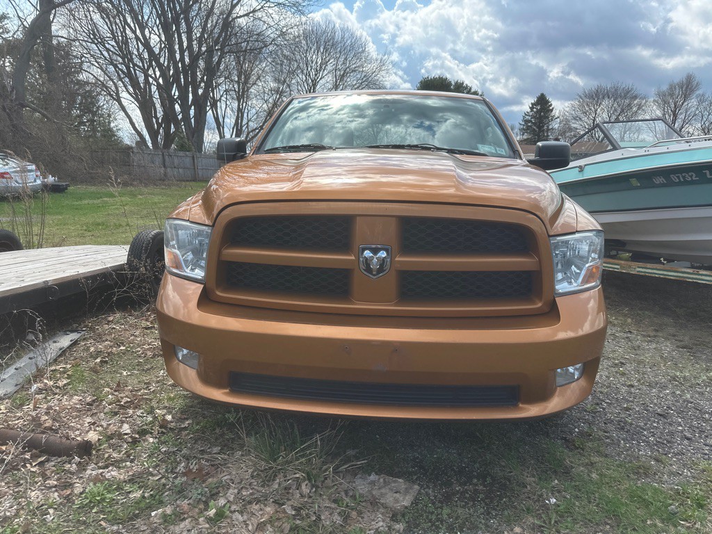2012 Dodge Ram 1500 Image 2