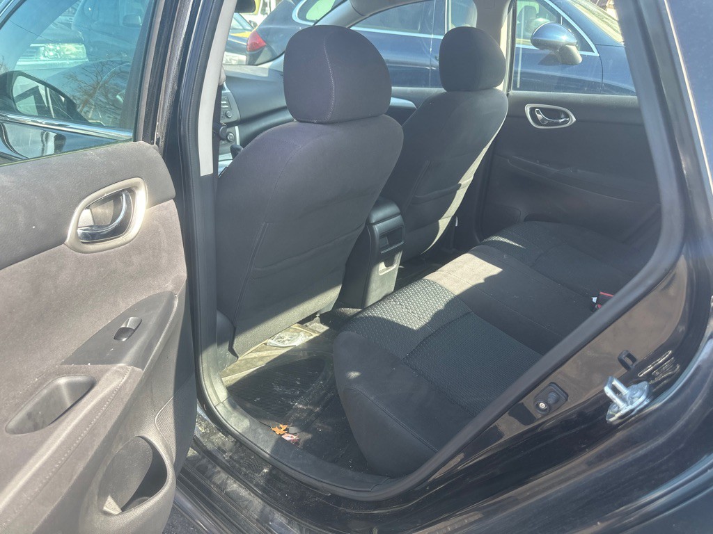 2013 Nissan Sentra Image 8