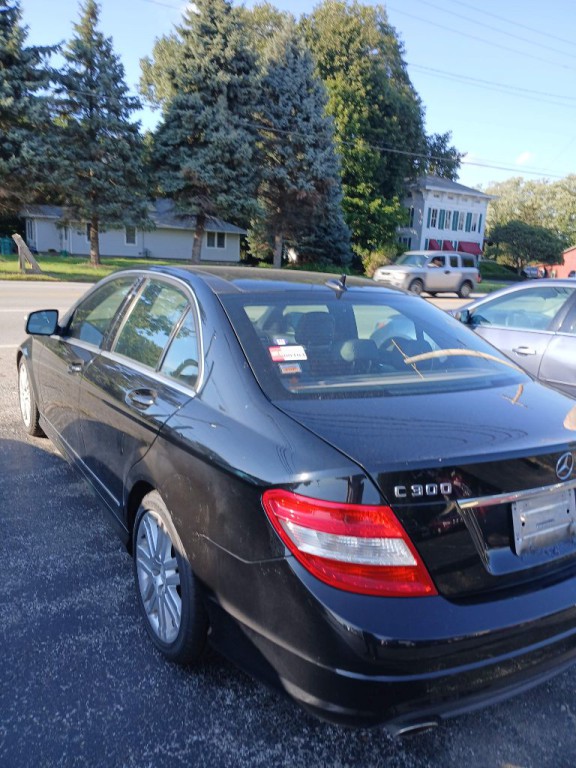 2009 Mercedes-Benz C-Class Image 3