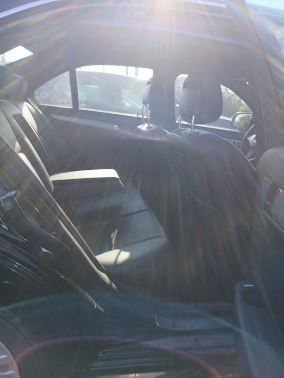 2009 Mercedes-Benz C-Class Image 9