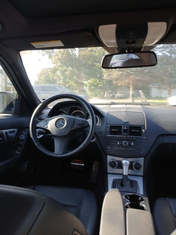 2009 Mercedes-Benz C-Class Image 13
