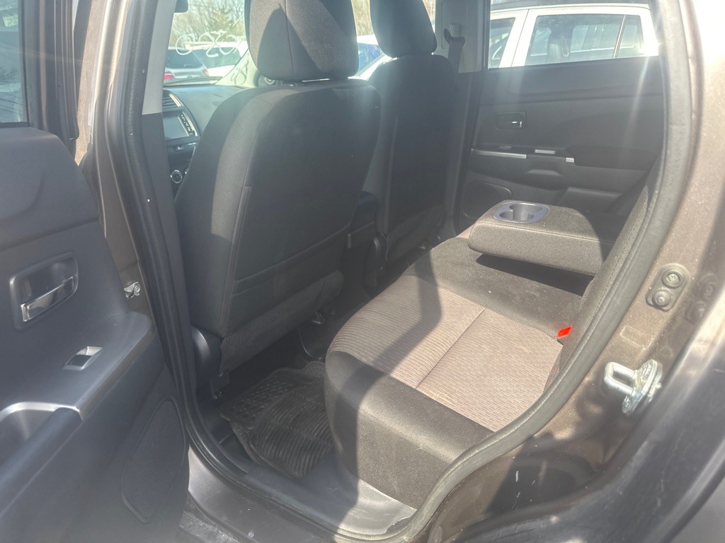 2019 Mitsubishi Outlander Image 8