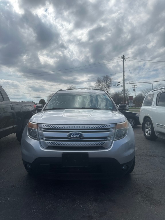 2011 Ford Explorer Image 2