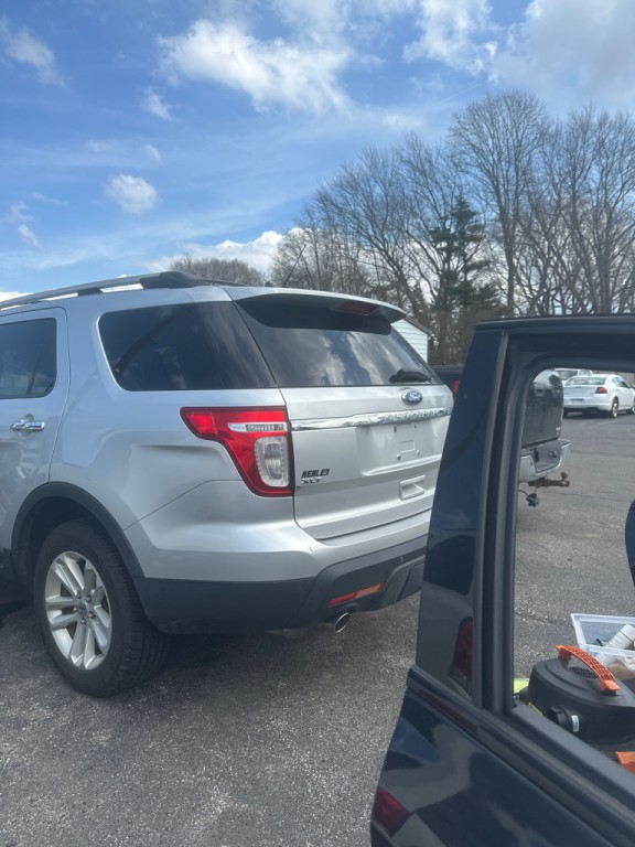 2011 Ford Explorer Image 6