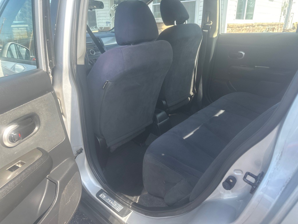 2009 Nissan Versa Image 8