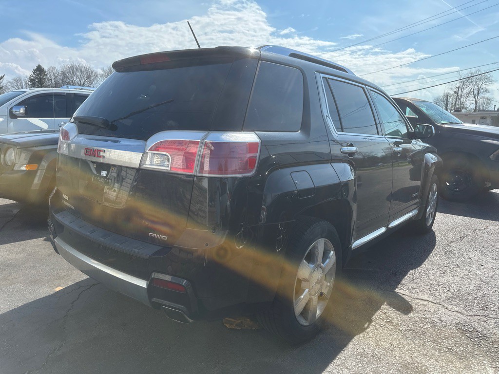 2015 GMC Terrain Image 4