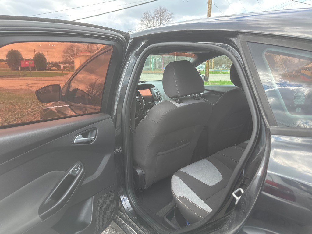 2014 Ford Focus Image 8