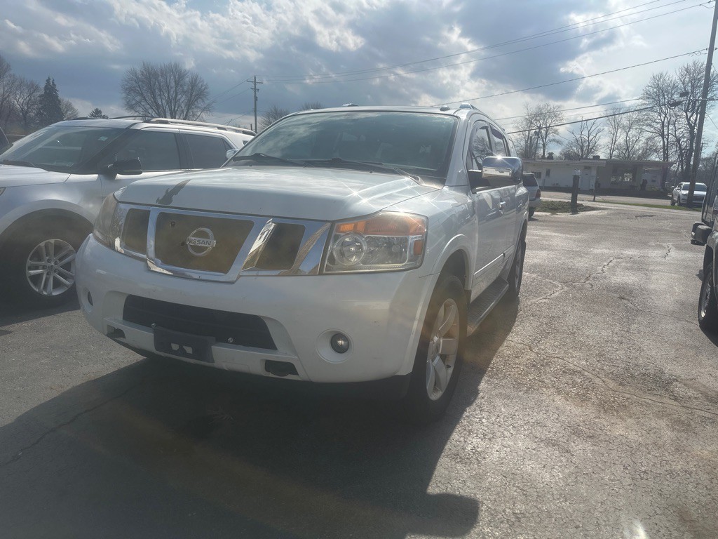 2013 Nissan Armada Image 1