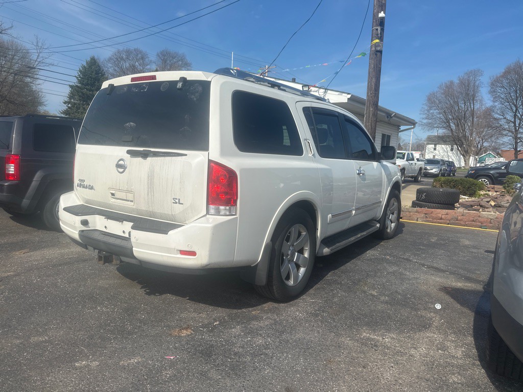 2013 Nissan Armada Image 4