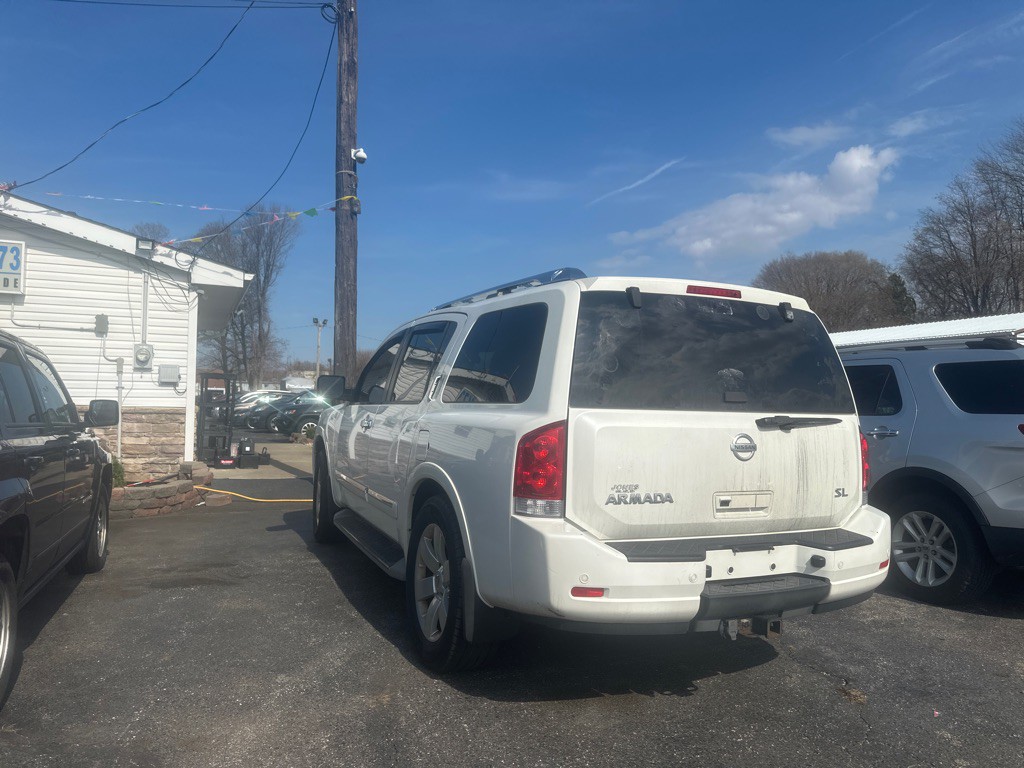 2013 Nissan Armada Image 6