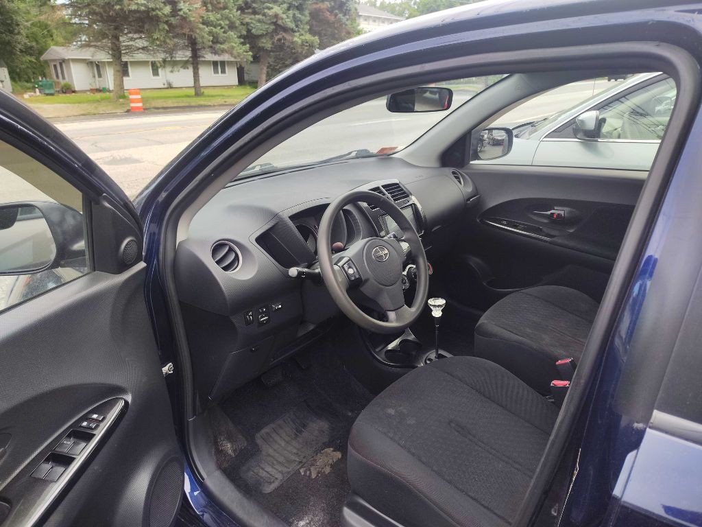 2008 Scion xD Image 8