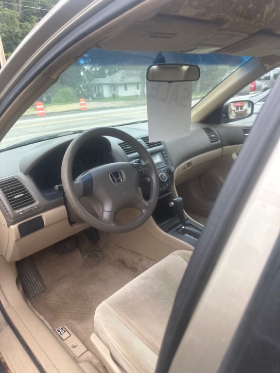 2004 Honda Accord Image 7