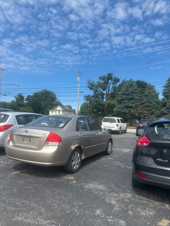 2007 Kia Spectra Image 4