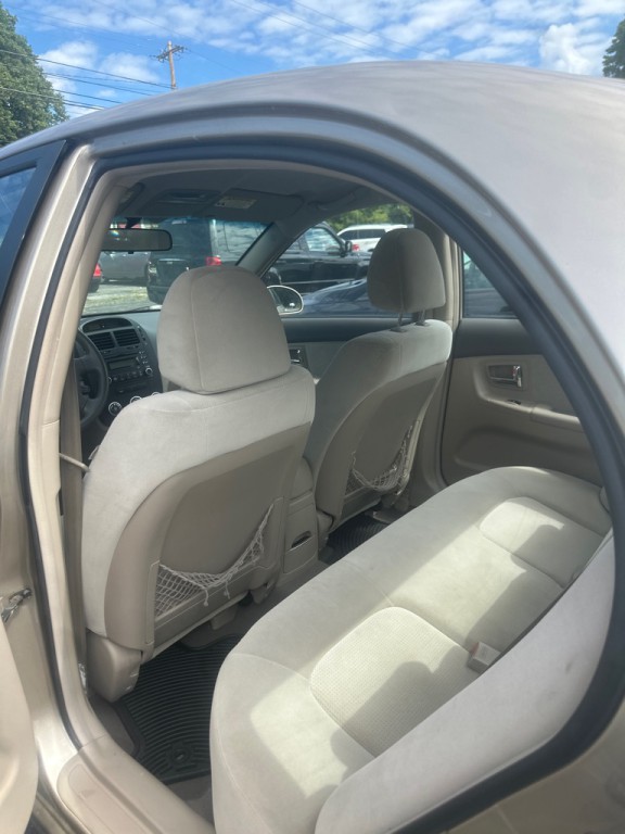 2007 Kia Spectra Image 8