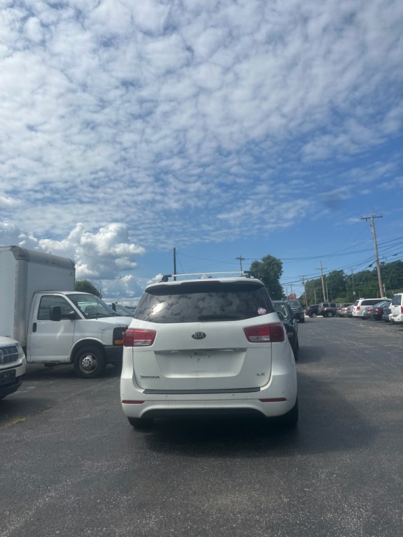 2016 Kia Sedona Image 5