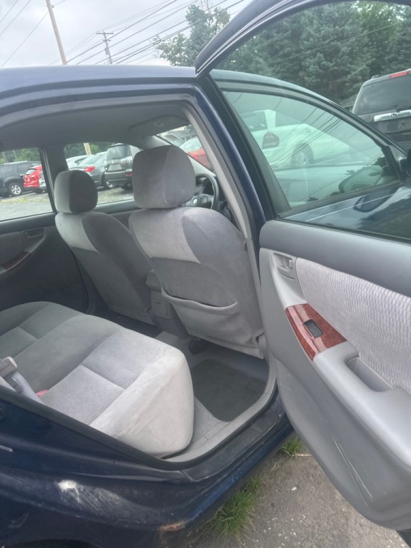 2005 Toyota Corolla Image 9