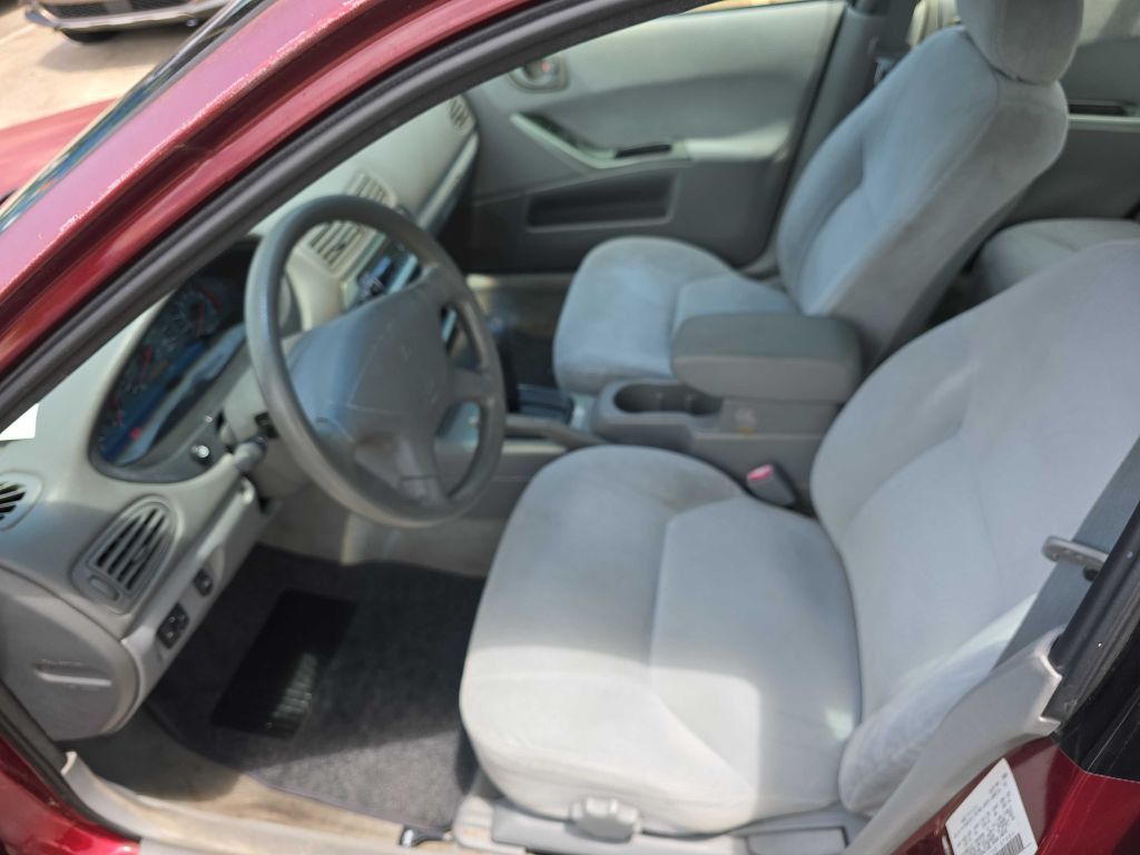2003 Mitsubishi Galant Image 6