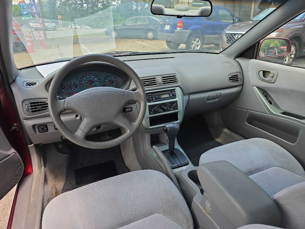 2003 Mitsubishi Galant Image 8