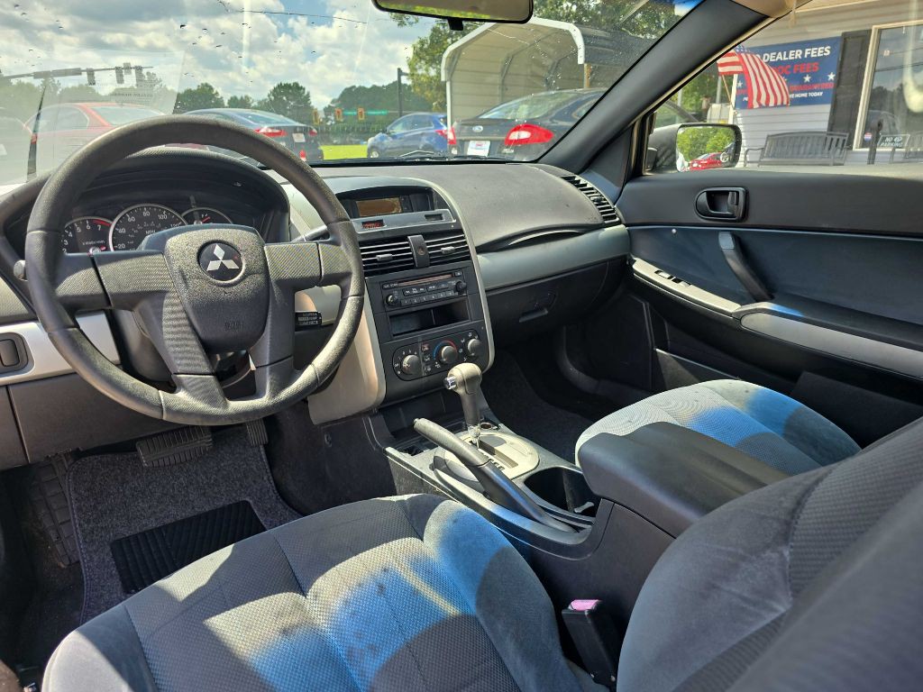 2004 Mitsubishi Galant Image 7