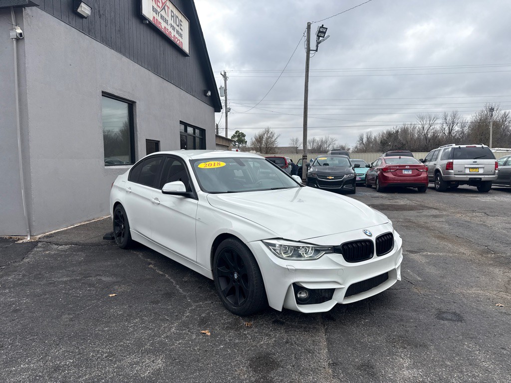 2018 BMW 3 Series Image 3