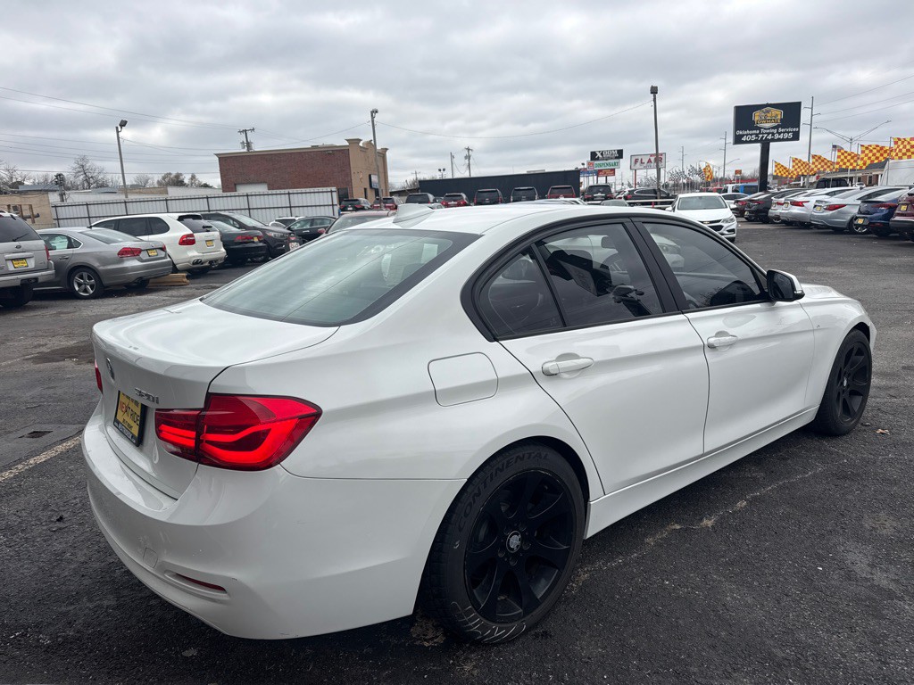 2018 BMW 3 Series Image 5
