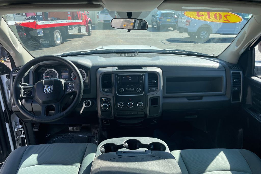 2014 RAM 1500 Image 3