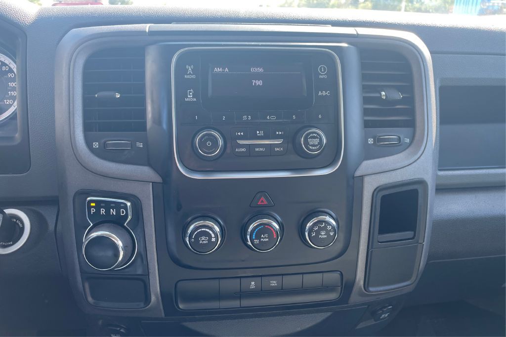 2014 RAM 1500 Image 6