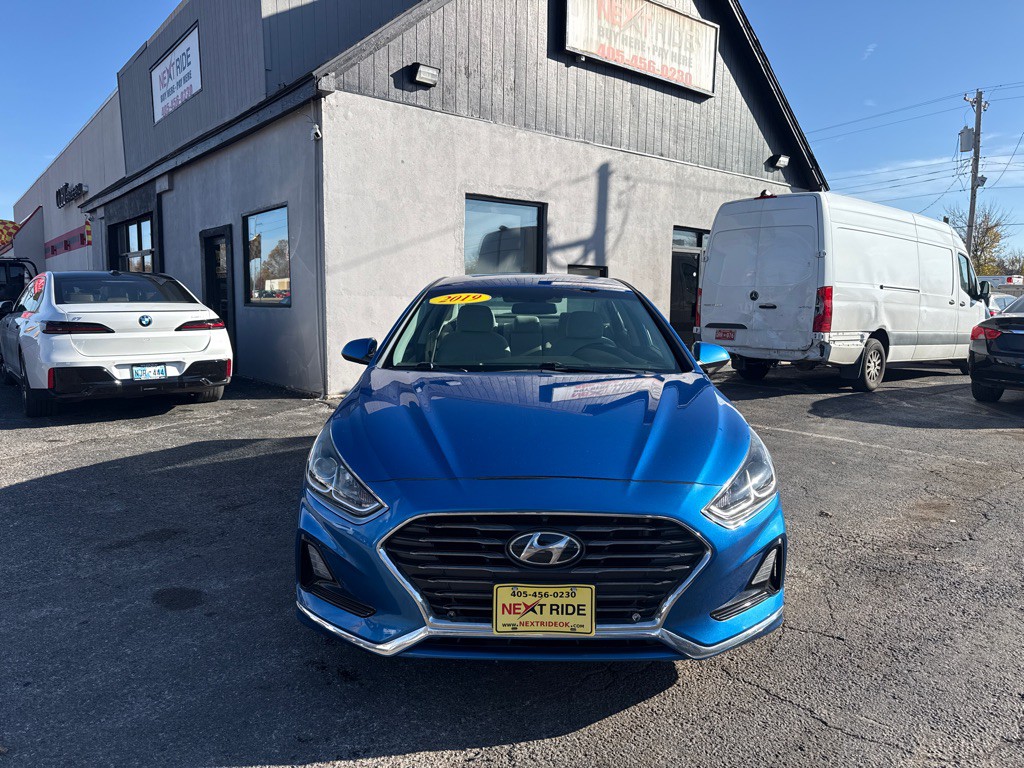2019 Hyundai Sonata Image 2