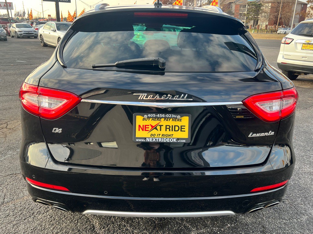 2018 Maserati Levante Image 4
