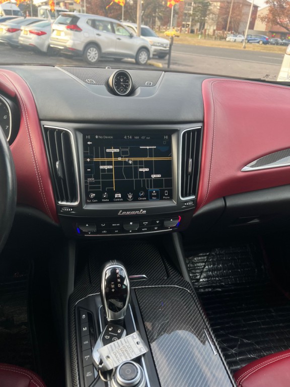 2018 Maserati Levante Image 11