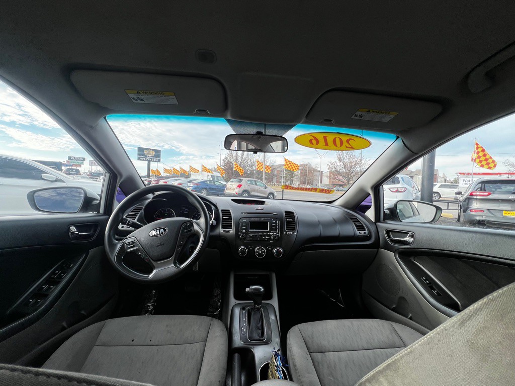 2016 Kia Forte Image 7
