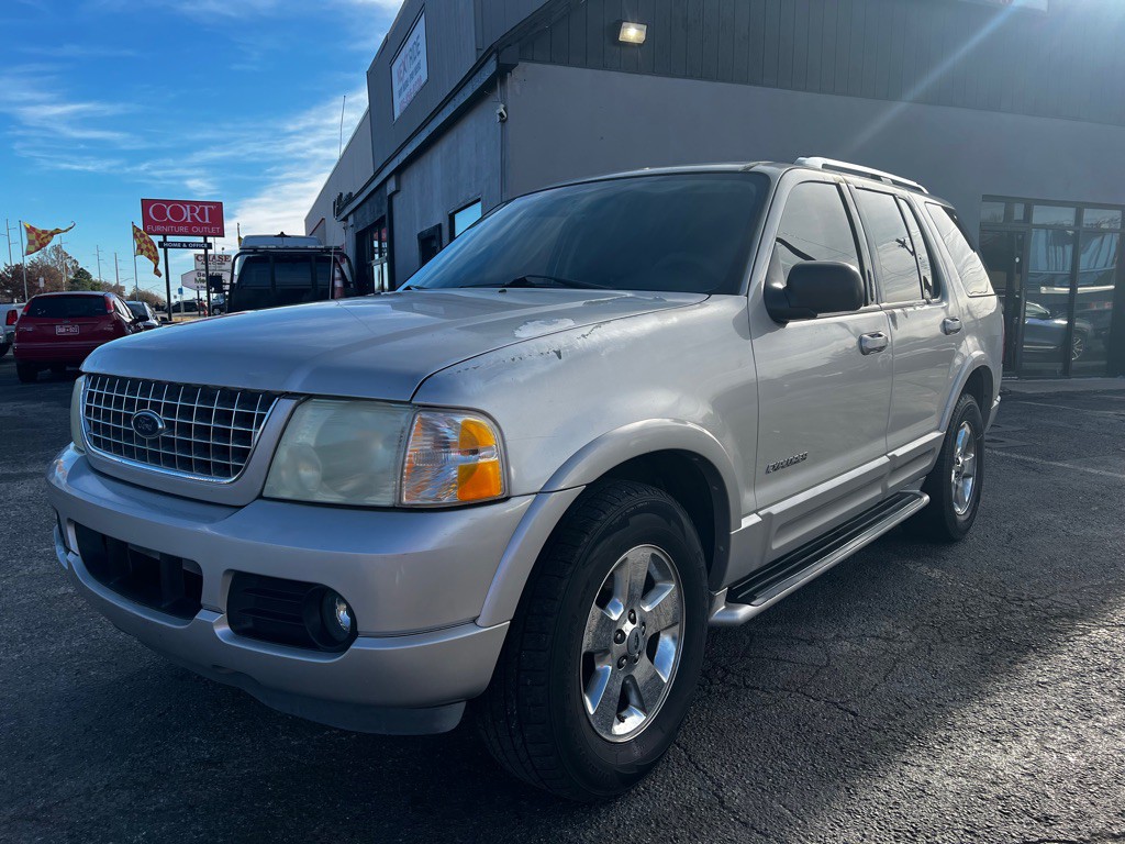 2004 Ford Explorer Image 1