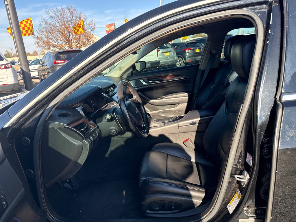 2018 Cadillac CTS Image 16