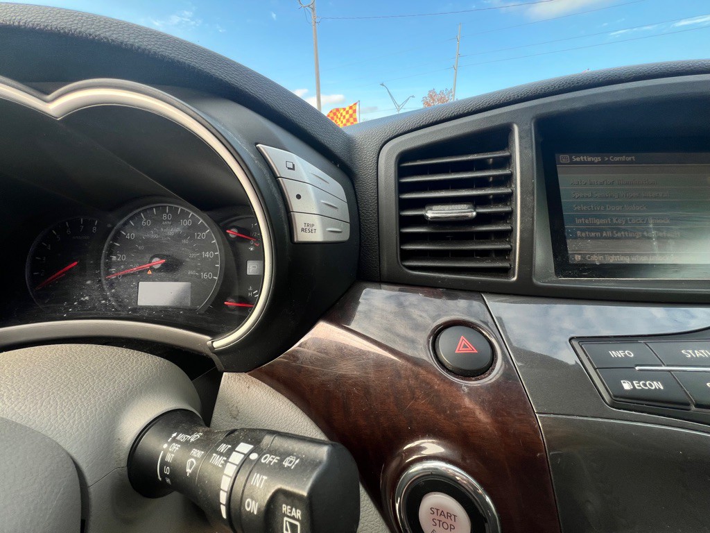 2015 Nissan Quest Image 52