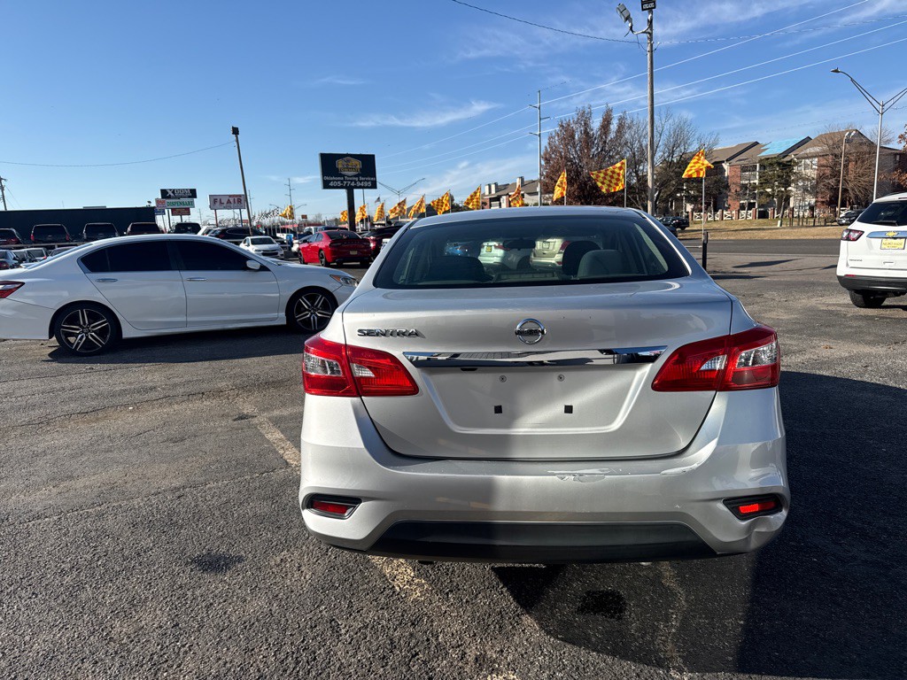 2019 Nissan Sentra Image 6